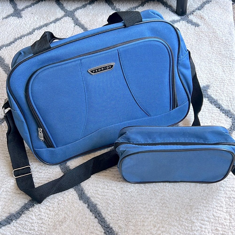🌻3/$25 travel set